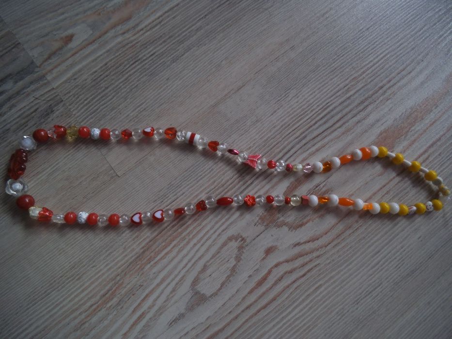 Дамски гердани от мъниста