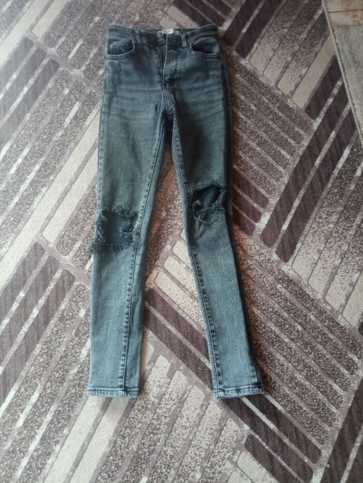 Blugi pentru damă mărimea 34