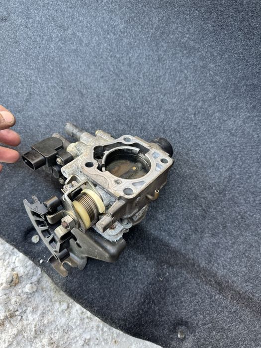 Дроссельная заслонка Toyota spasio