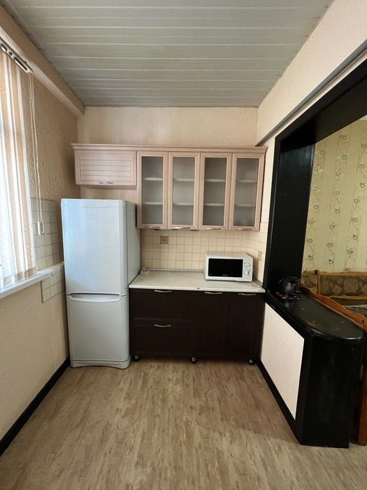 1 этажда 2 хоналик (3х. килинган) квартира сотилади 9 квартал Юнусабад