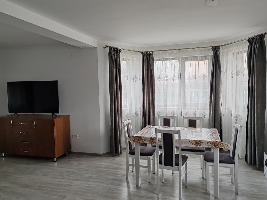 VAND,INCHIRIEZ casa la țară (Com.Predesti)