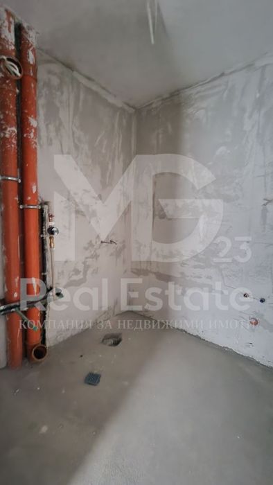 Продава се Четиристаен апартамент в Пловдив, Христо Смирненски - 241 кв.м за 603 €/кв.м - Снимка #9