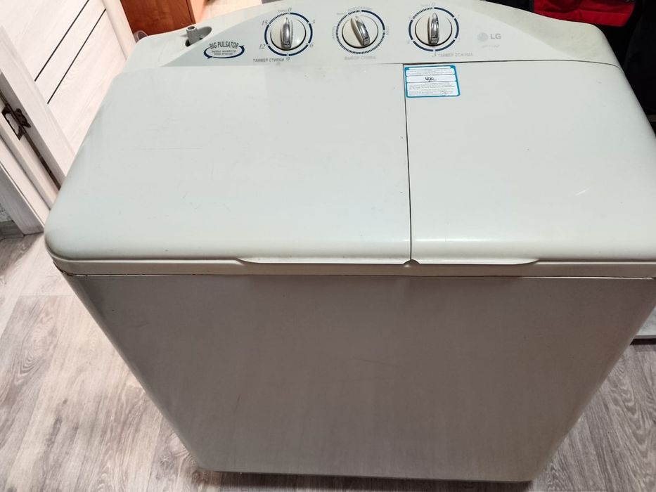 Продам стиральную машину
