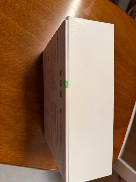 Drona DJI Neo noua, sigilata