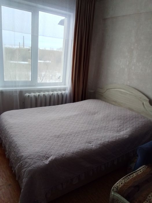 Продам спальный шкаф и кровать