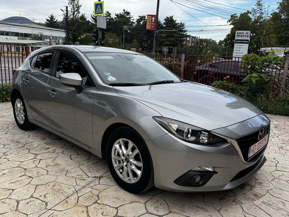 MAZDA 3 2015 — imagine 2
