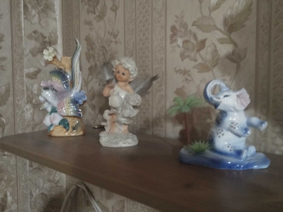 статуэтки разные