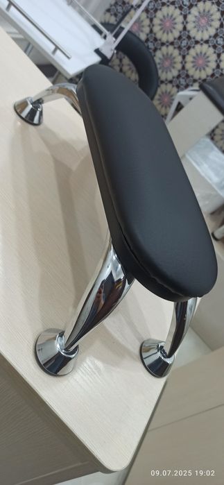 Подставка для маникюра