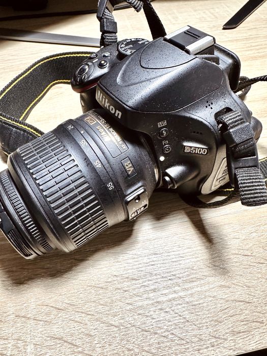 Nikon D5100 impecabil | 10k cadre | 18-55 VR + geantă