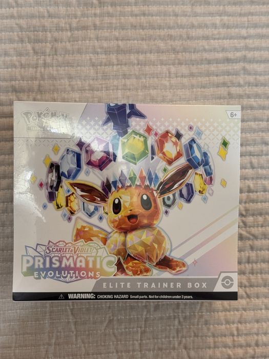 Pokemon tcg Prismatic Evolutions elite trainer box etb