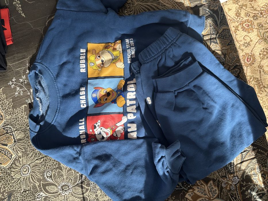 Продам детские вещи