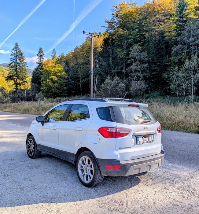Ford EcoSport benzina an fabricatie 2021