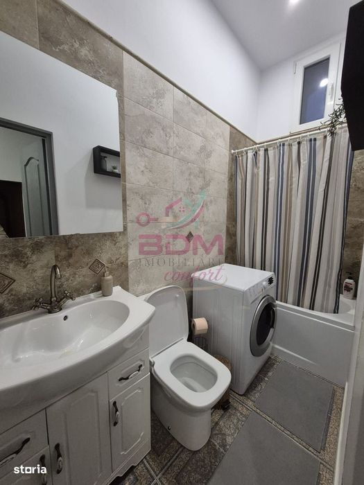 Apartament modern | 3 camere | parcare | zona centrala