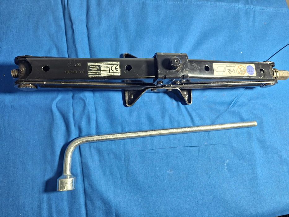 CRIC AUTO OEM Fiat Ducato Peugeot Boxer Citroen Jumper CA NOU