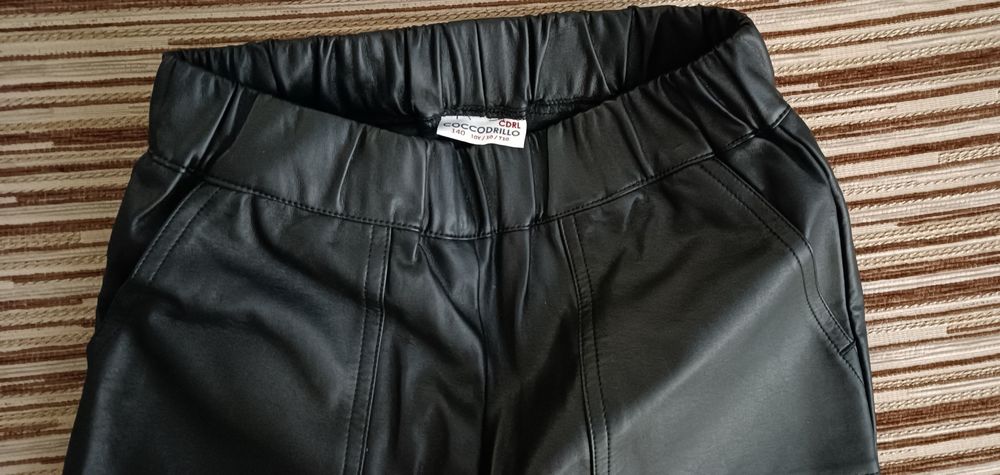 Черни кожени панталони - детски