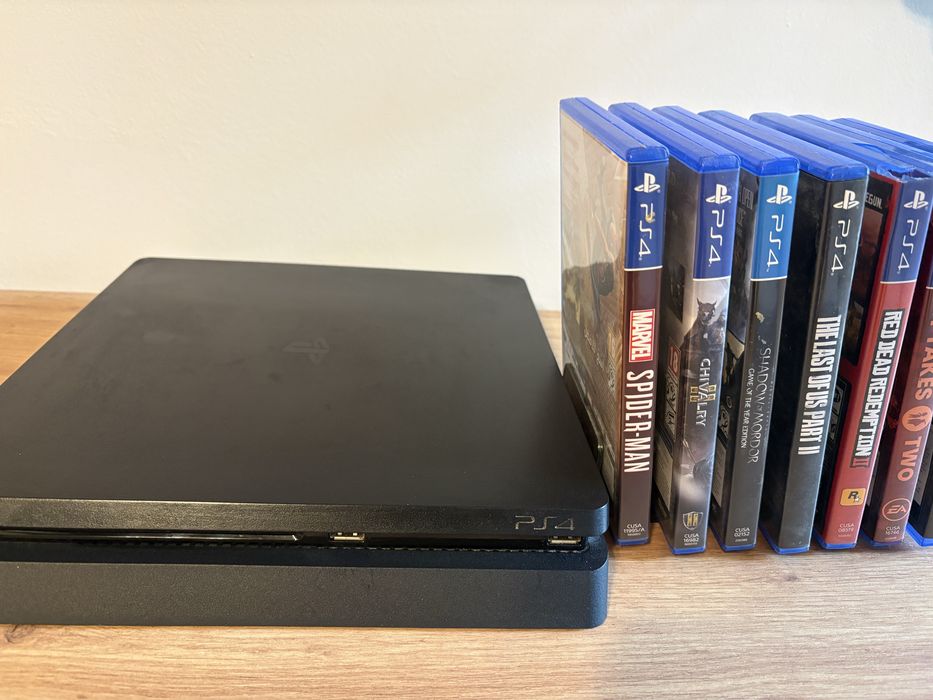 Ps4 slim 500 gb cu jucarii si 1 maneta