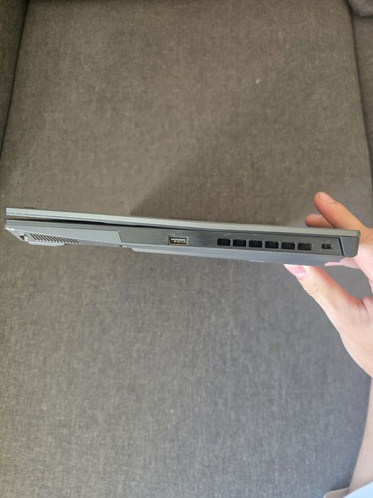 Laptop Asus tuf f15 2024 rtx 4060 i7 13620h