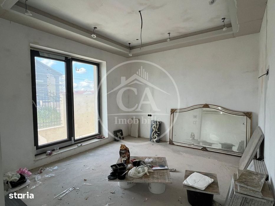 Casă de vânzare P+E+M cu 7 camere in Cartierul Grigorescu, Oradea
