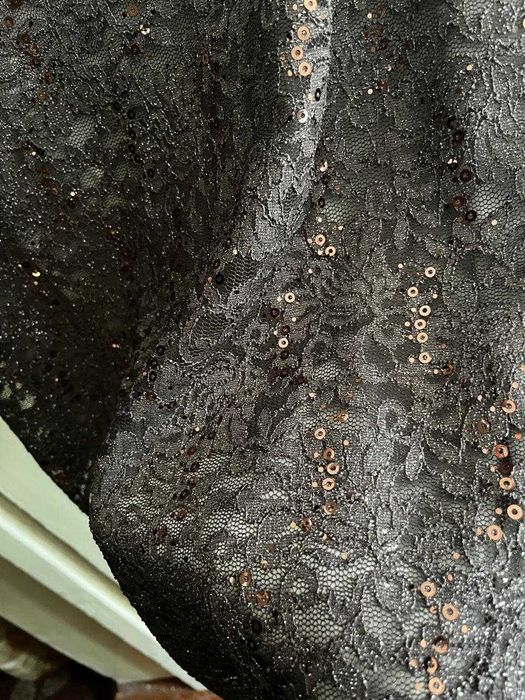 Платье нарядное женское