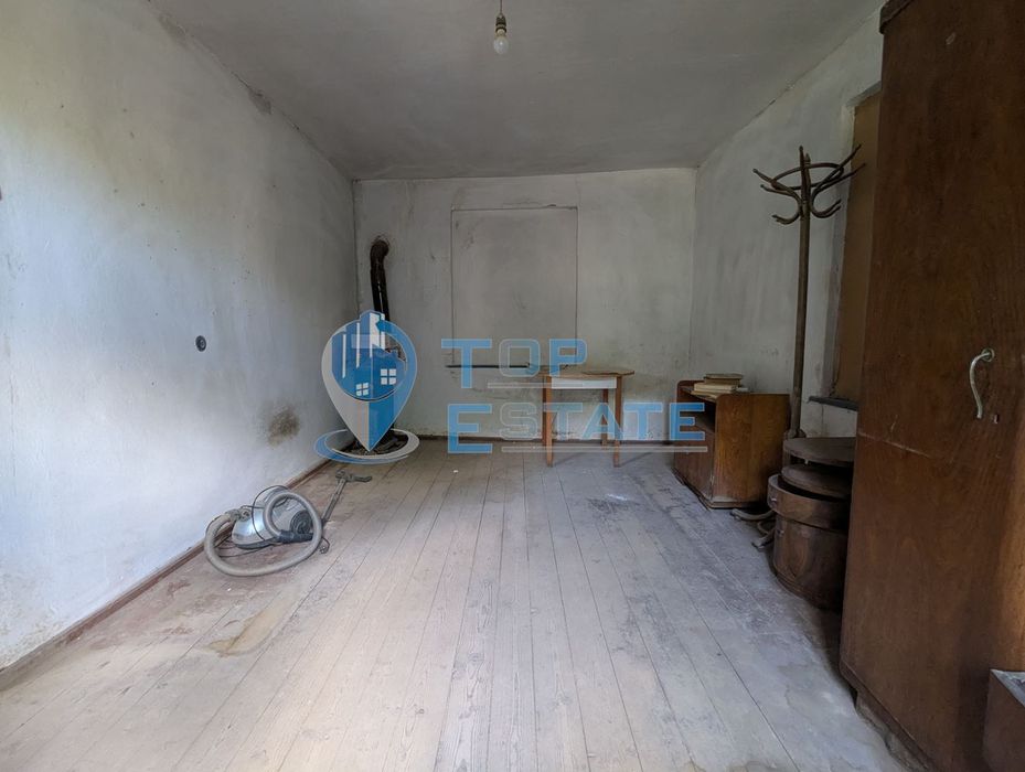 Продава се Къща в с. Поликраище, Област Велико Търново - 90 кв.м за 386 €/кв.м - Снимка #1