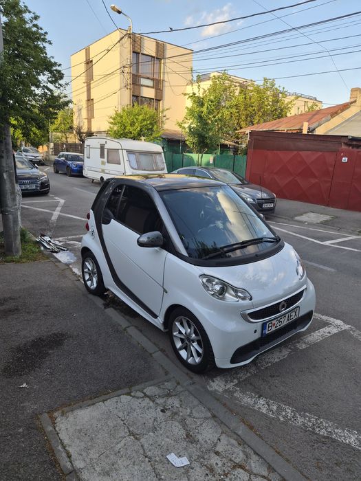 Vand smart fortwo,an fabricatie 2014,km putini!!!