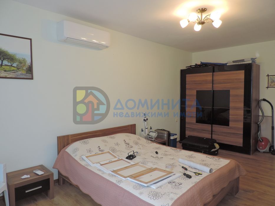 Обзаведен двустаен в сърцето на гр. Царево, 87 кв.м.