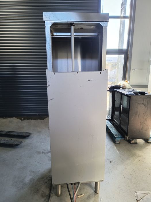 Конзолна съдомиялна ,,Smeg " -- 2022 година