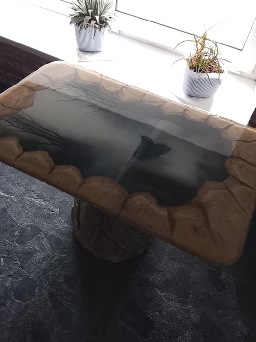 Продам журнальный столик