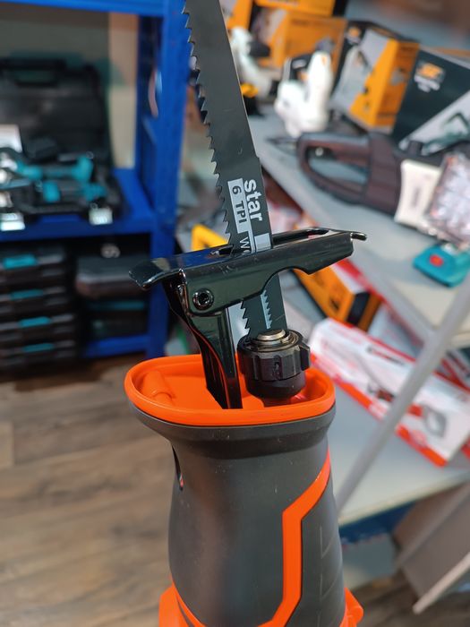 Сабельная пила сетевая