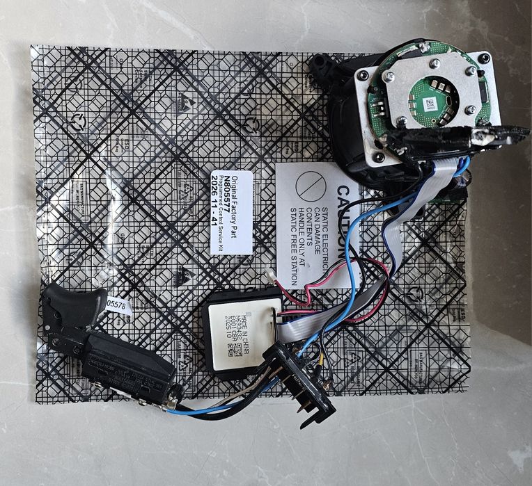 Kit service pentru repararea fierăstrăului circular DeWalt DCS570 / DCS572