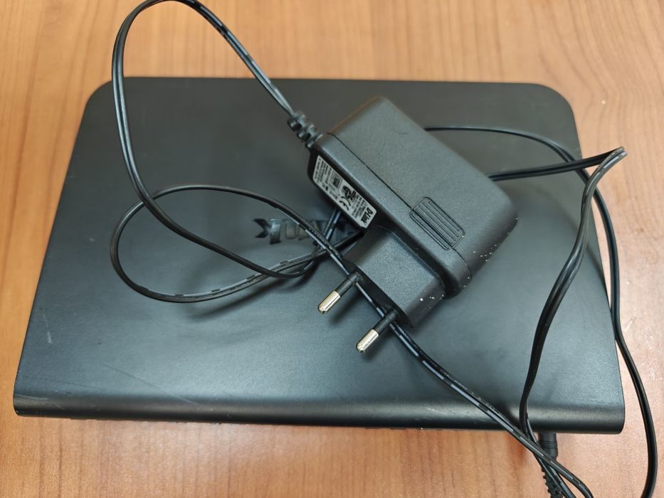 Коммутатор 24 портовой D-Link DES-1024A