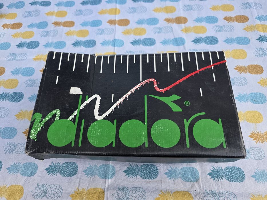 Vand 7 perechi ghete fotbal Diadora