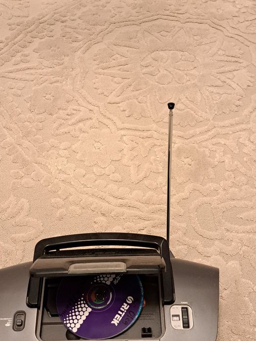 Продам магнитолу