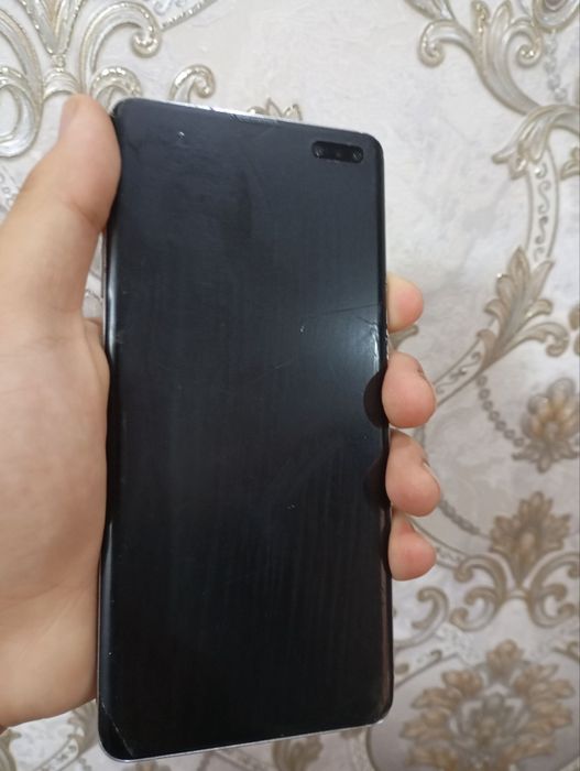 Samsung S10 5G ram 8+8 xotira 256