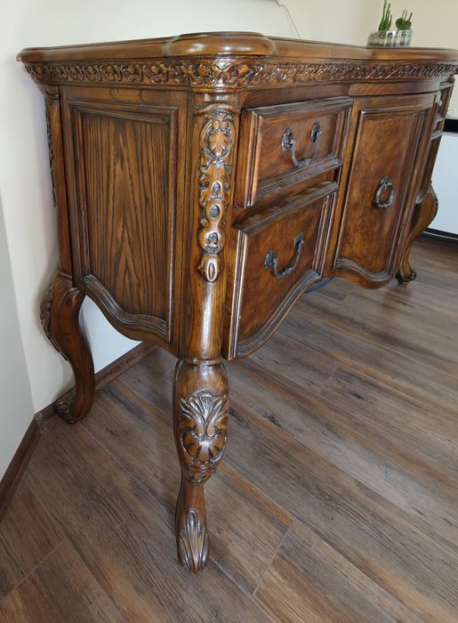 Ретро комод / бюфет от масив