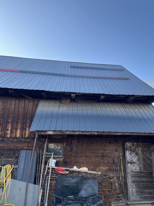 Vand Șura pentru mutat sau lemn vechi