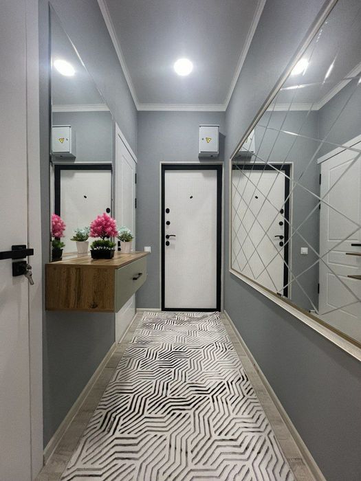 Квартира продаётся Чиланзар 8 квартал 2в3/2/4 меб тех Малика гостиница