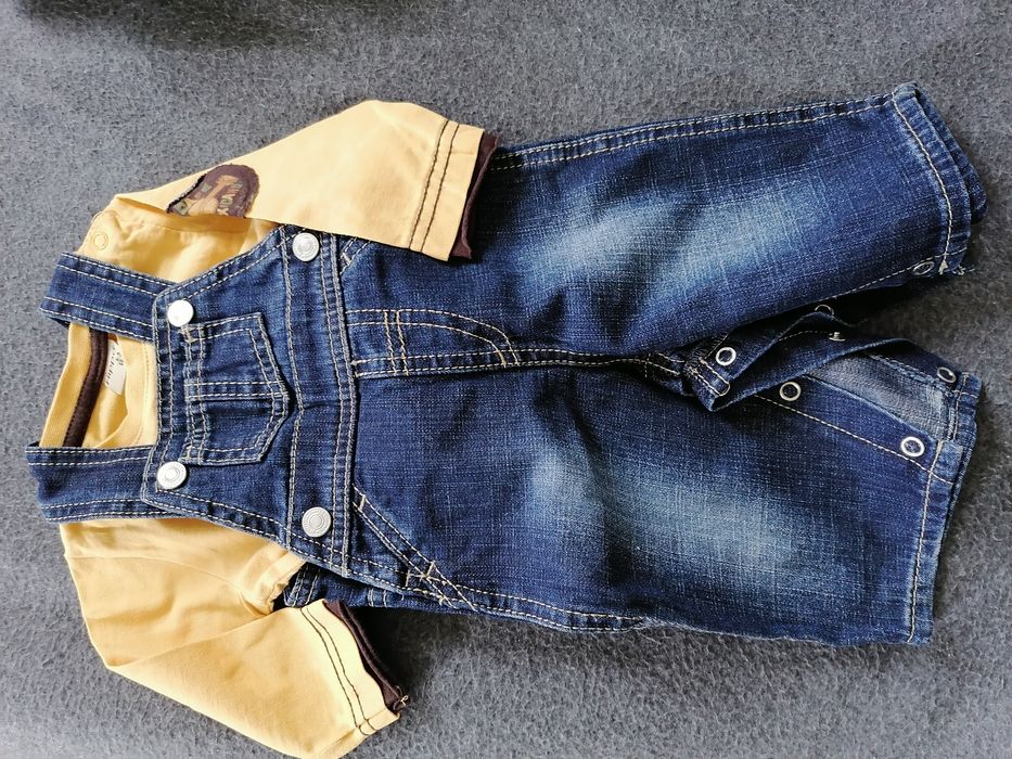 Дънков гащеризон Benetton за 3-6 мес. момче, нов, къси панталонки