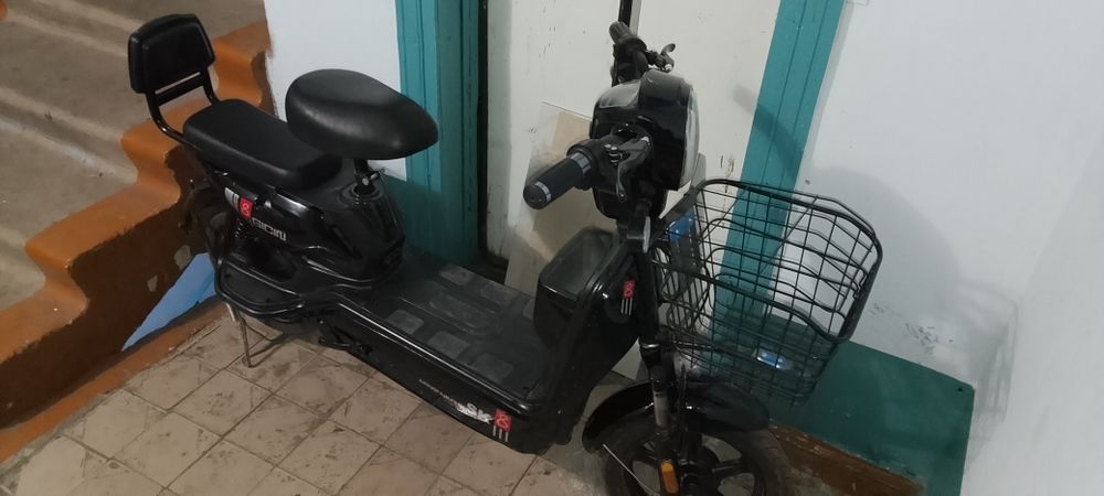 Продам электро самокат.