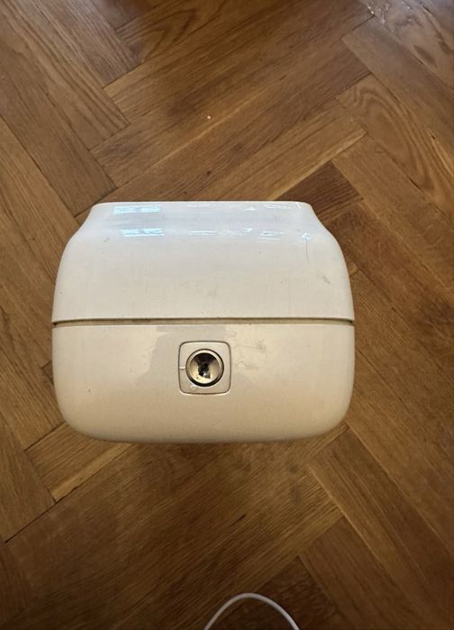 Диспенсер для туалетной бумаги Tork