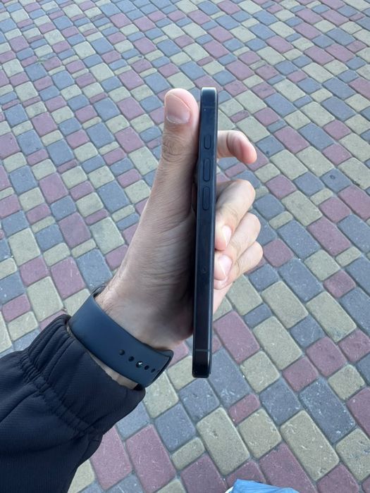 iPhone 16 про 256гб