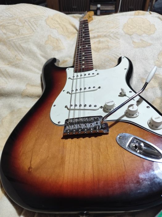 Гитара fender stratocaster (Мексика,)