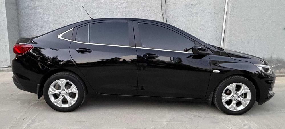 Chevrolet Onix Turbo Premier, 2023 (63,000 km)