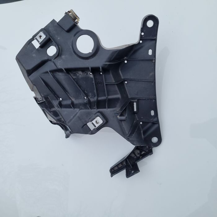 Aripă  stanga  fată  BMW X6 F16/ BMW X5 F15/ Suport aripă