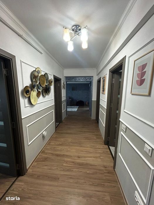 Apartament 3 camere 102mp Crystal Residence