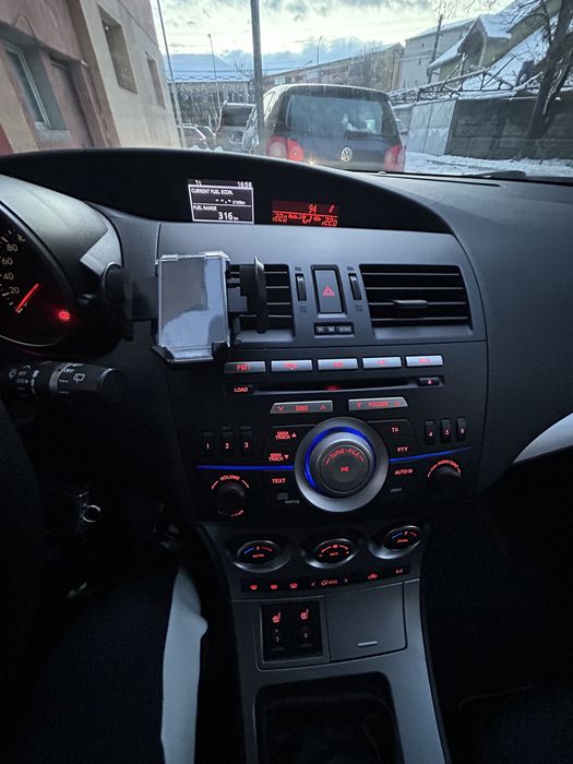 Mazda 3 Facelift 2010 105CP - 173.000km