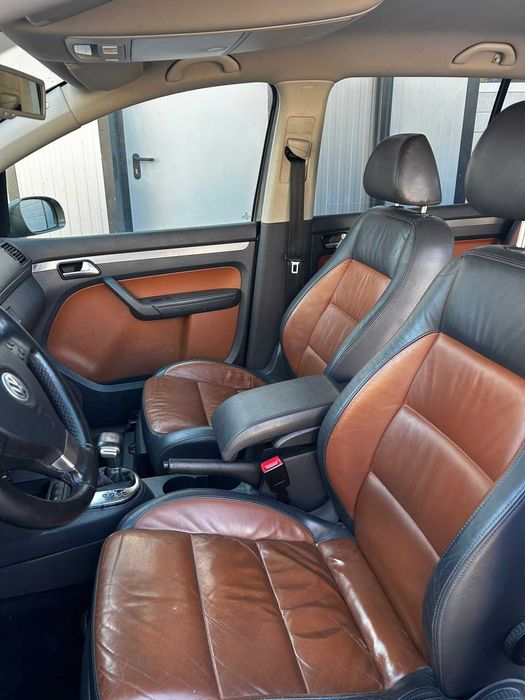 VW TOURAN Highline 16V TSI 2009 на части