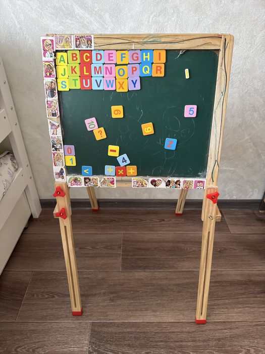 Продам игрушки б/у в хорошем состоянии.