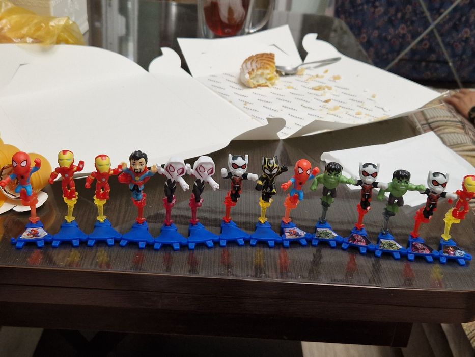 Marvel киндер повторки
