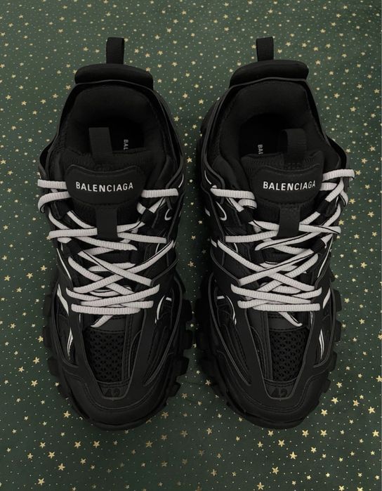Balenciaga track led